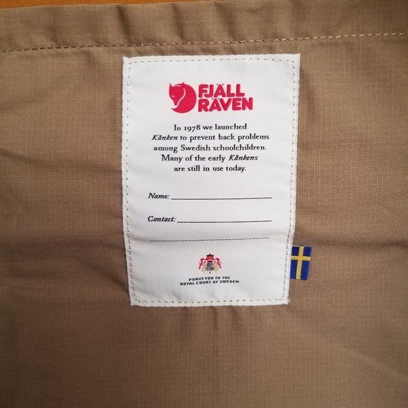 *Sold*Classic Fjällräven Kånken No.2 in Acorn - Picture 11 of 11